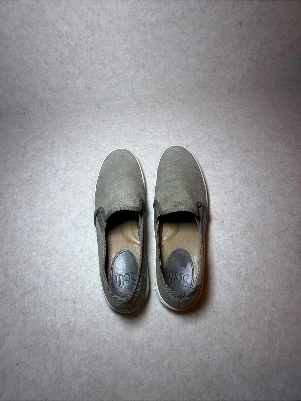 Sofft Somers Slip On Sneakers Gray Snake Print Embossed Leather Size 7 1/2  7.5
